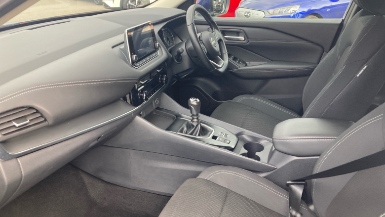 Nissan Qashqai 1.3 DiG-T MH 158 Acenta Premium 5dr Petrol Hatchback